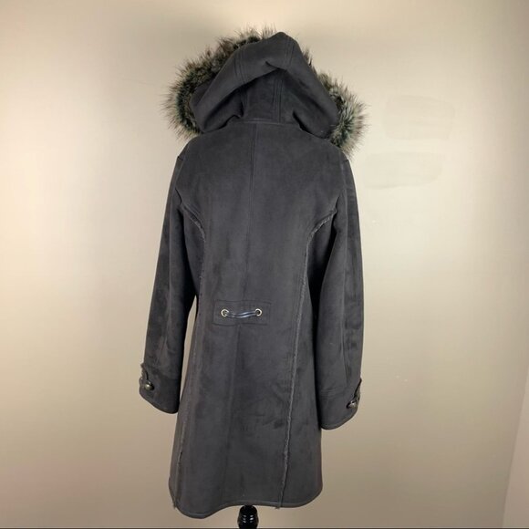 Pizazz Vegan Faux Fur  Hooded Winter Coat - Picture 3 of 15